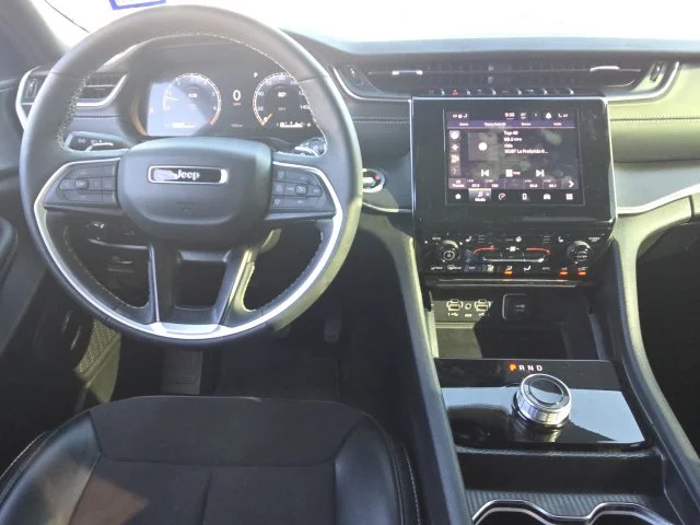 Used 2025 Black Jeep Altitude X image 14