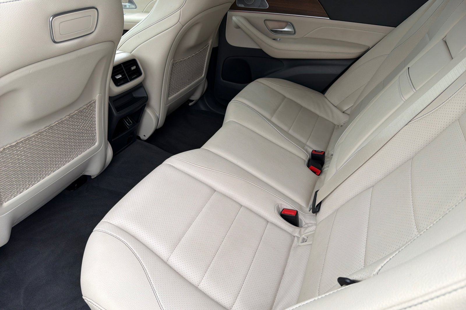 Used 2020 White Mercedes-Benz GLE 350 image 13