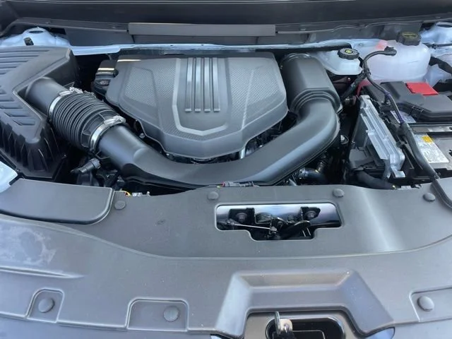New 2026 Summit White GMC Elevation image 23