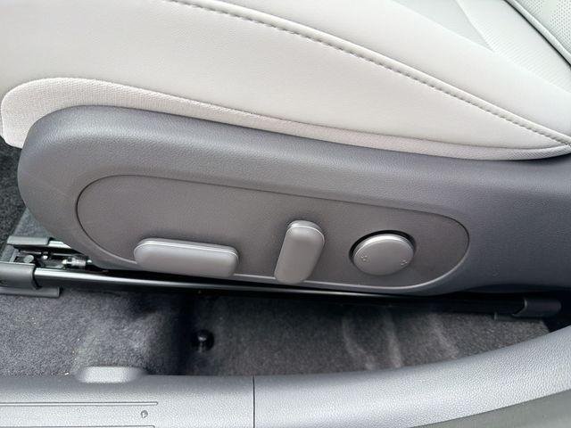 New 2026 White Hyundai Limited AWD image 16