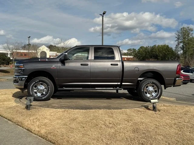 New 2026 Granite Crystal Metallic Clear-Coat Exterior Paint RAM Tradesman image 4
