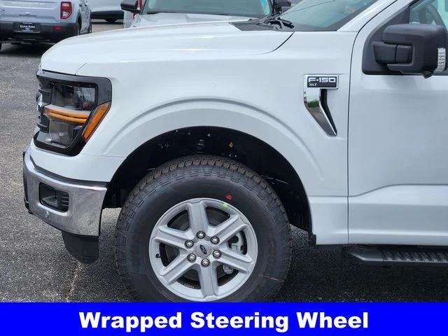 New 2026 Oxford White Ford XLT image 9