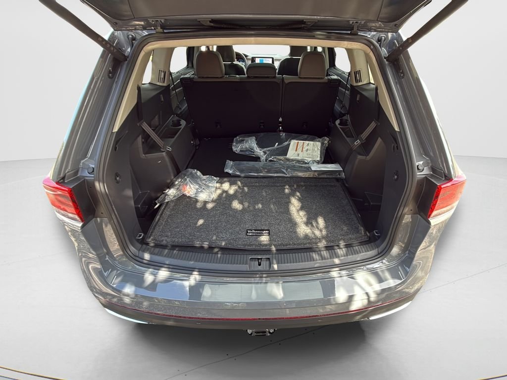 New 2026 Pure Gray Volkswagen 2.0T SEL image 20