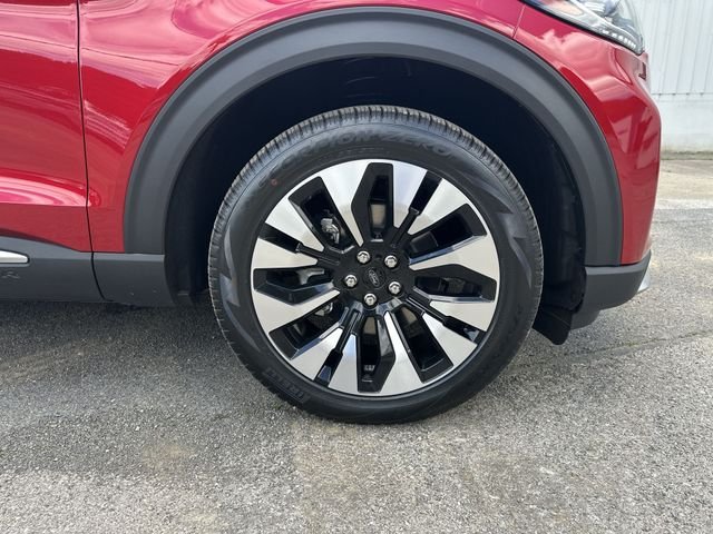 New 2026 Rapid Red Metallic Tinted Clearcoat Ford Platinum™ image 21