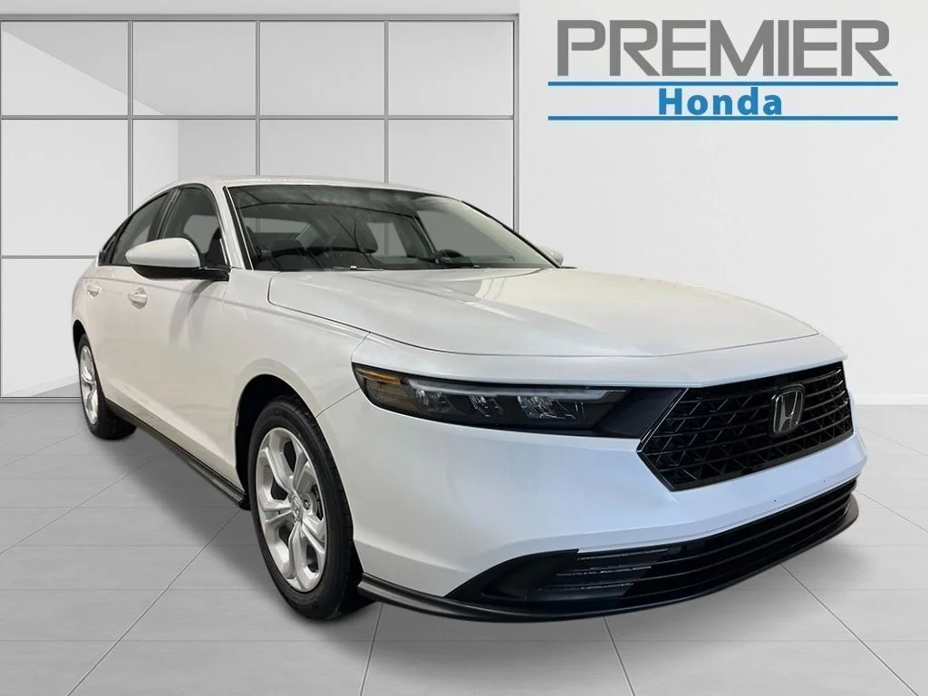 New 2026 Platinum White Honda LX image 8