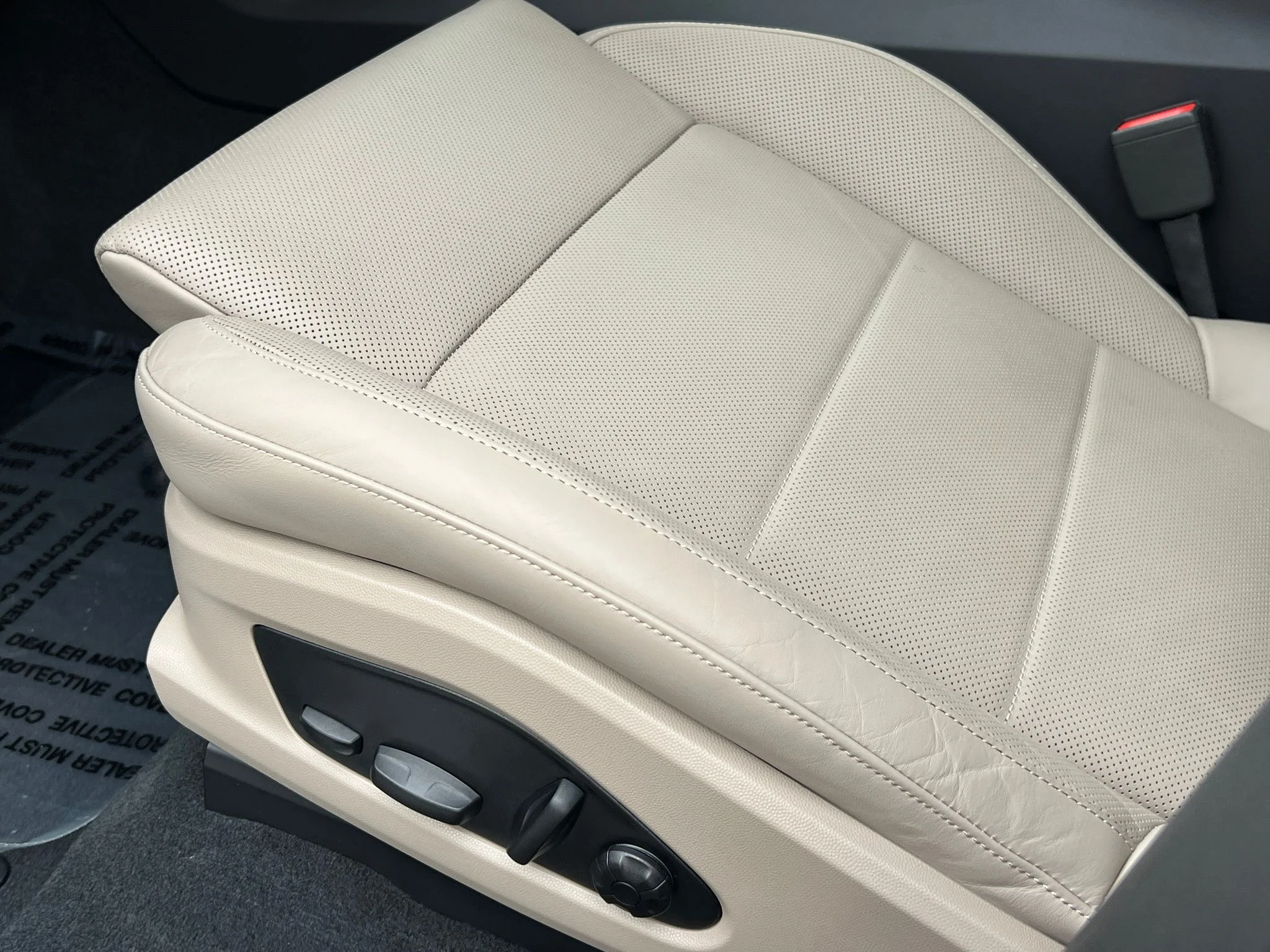 Used 2025 White Porsche 4 image 36