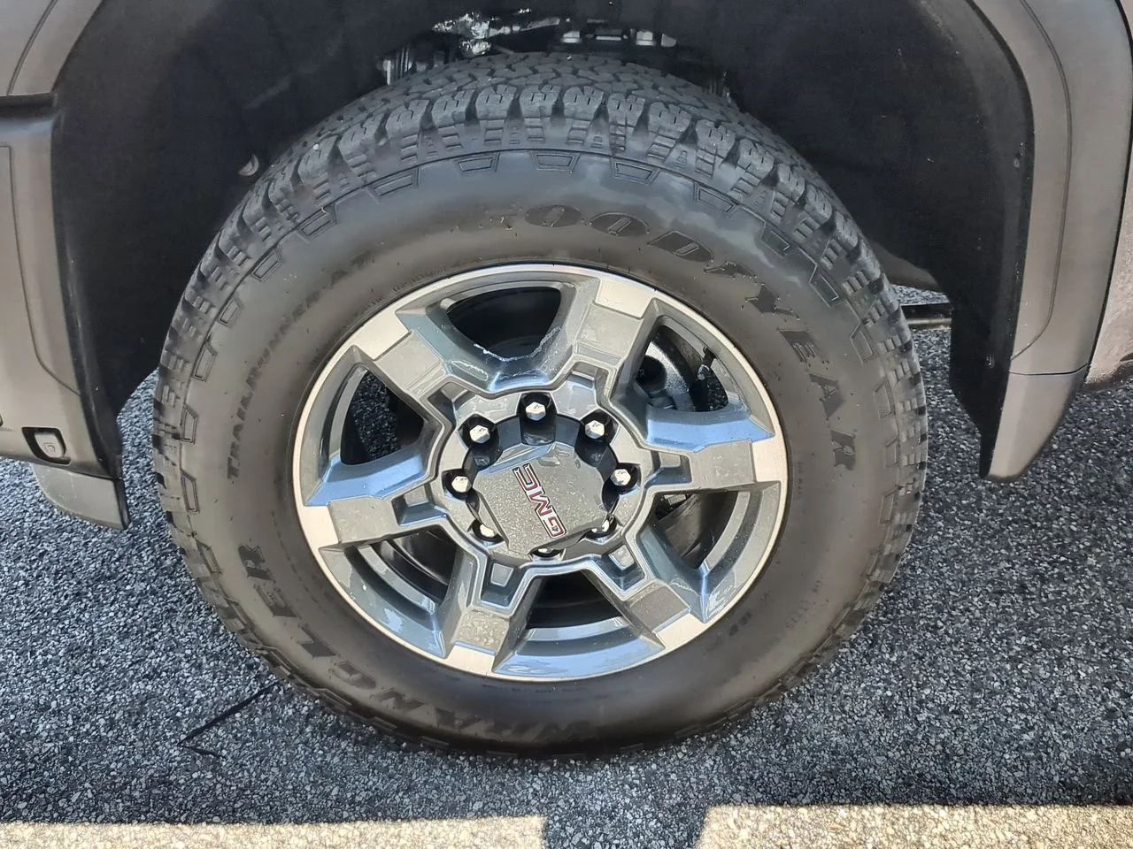 New 2026 Titanium Rush Metallic GMC SLT image 34