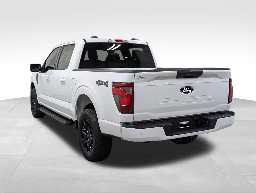 New 2026 Oxford White Ford XLT image 27