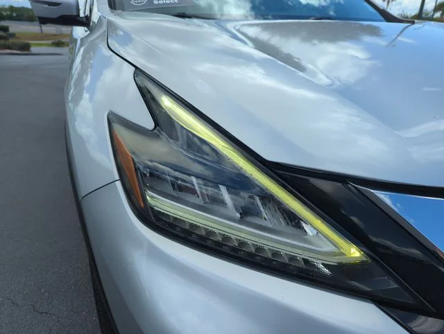 Used 2020 Silver Nissan Platinum image 17