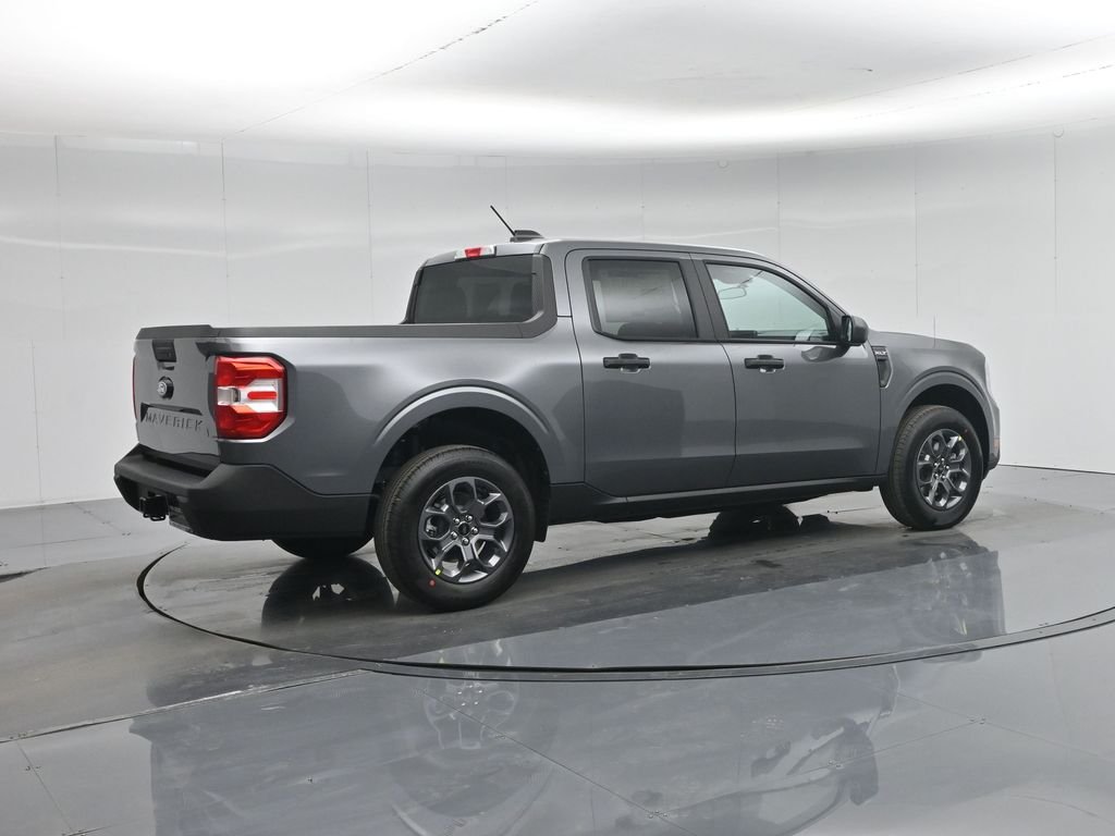 New 2026 Carbonized Gray Metallic Ford XLT image 25