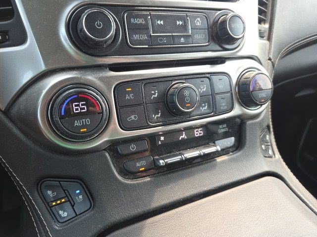 Used 2017 Silver Ice Metallic Chevrolet Premier image 22