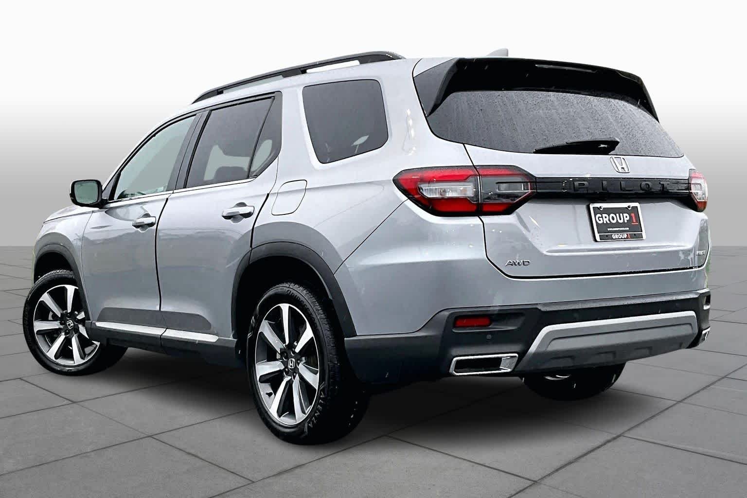 2024 Honda Pilot Elite - Photo 12