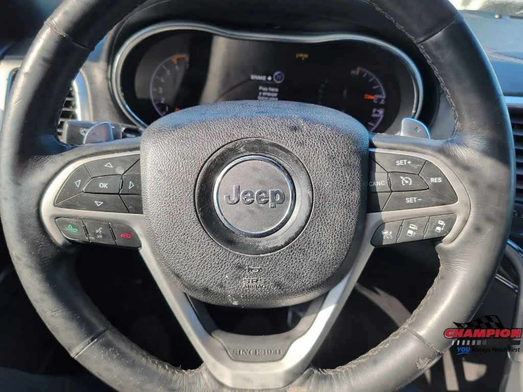 Used 2015 Black Jeep Overland image 19
