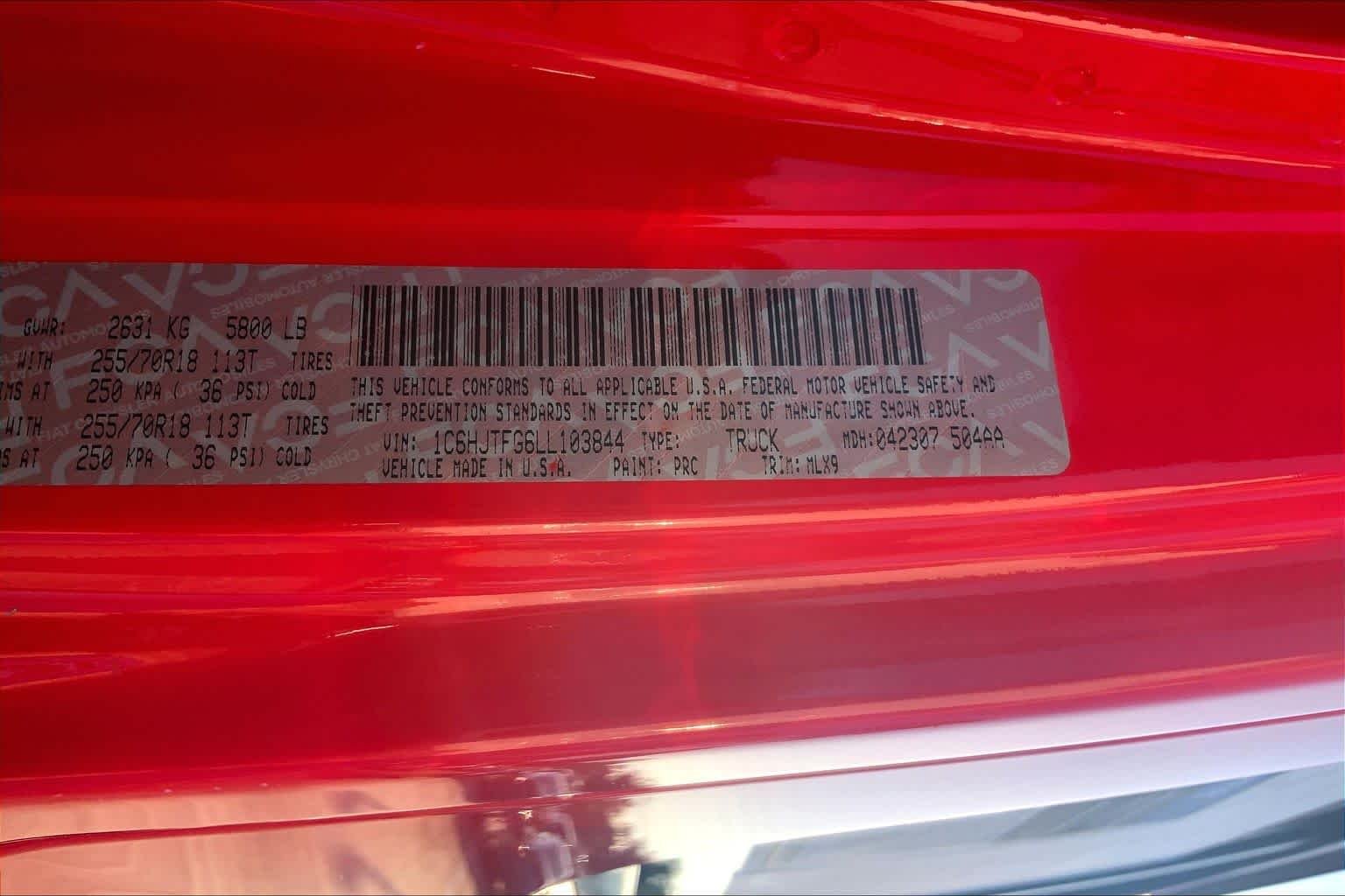 Used 2020 Firecracker Red Clearcoat Jeep Overland image 28