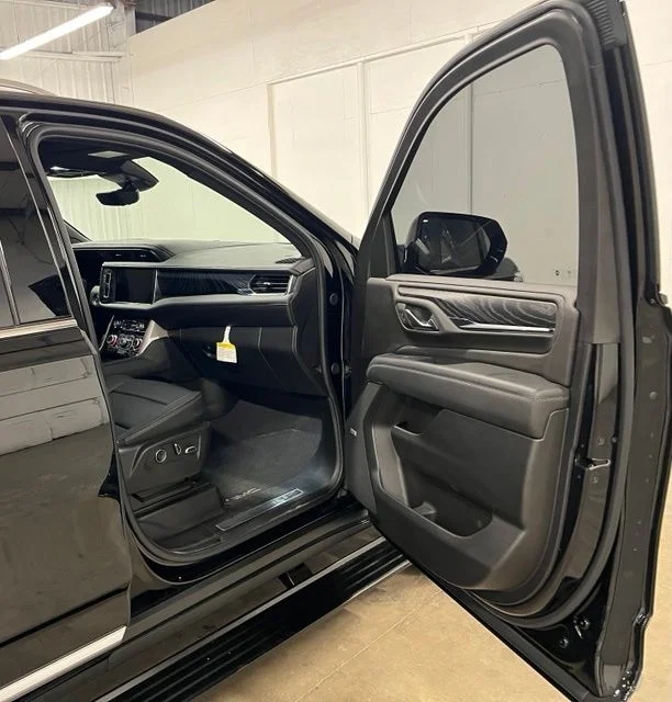 Used 2024 Black GMC Denali image 17