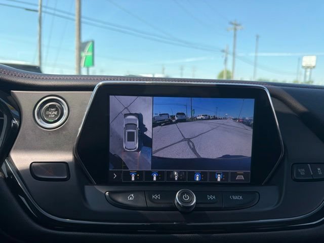 Used 2019 SUMMIT WHITE Chevrolet RS image 24
