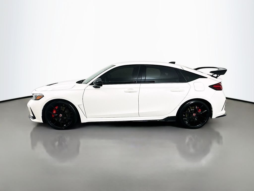 Used 2023 White Honda  image 8