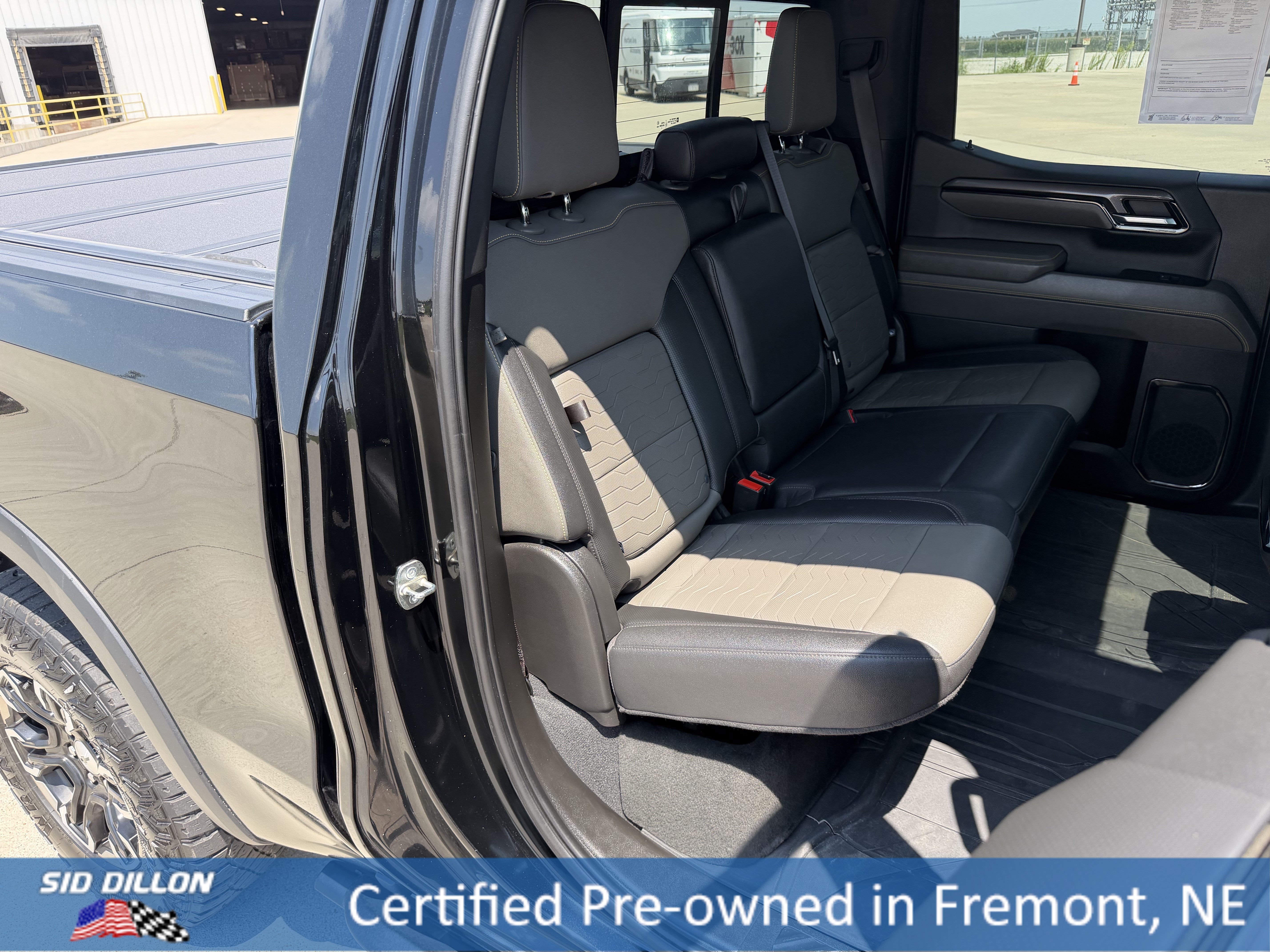 Used 2023 Black Chevrolet ZR2 image 11