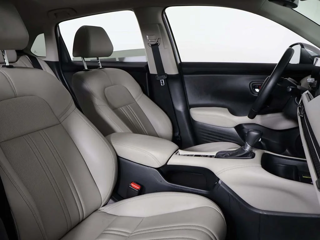 2025 Honda HR-V EX-L - Photo 30