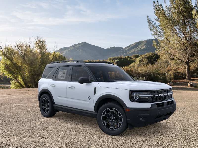 New 2026 Space White Metallic Ford Outer Banks® image 33