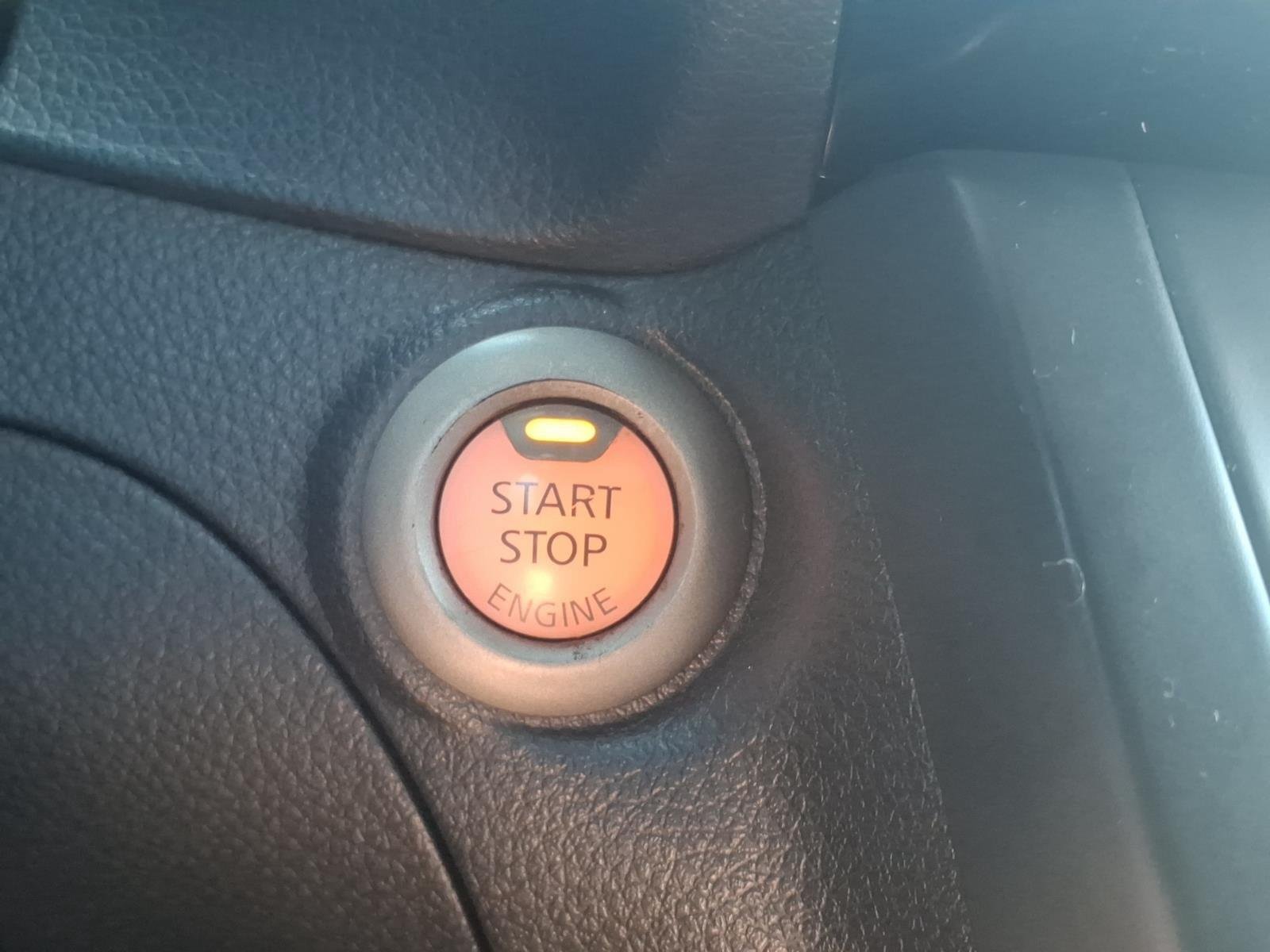 Used 2016 Gun Metallic Nissan SV image 26