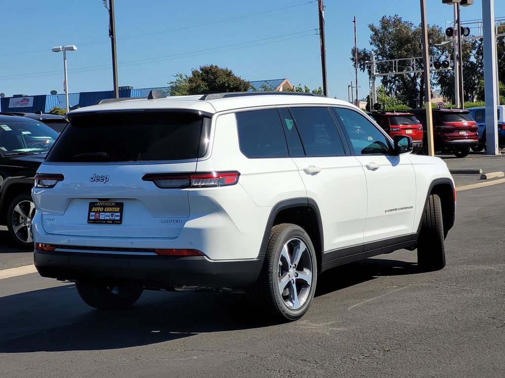 New 2026 Bright White Clear-Coat Exterior Paint Jeep Limited image 3