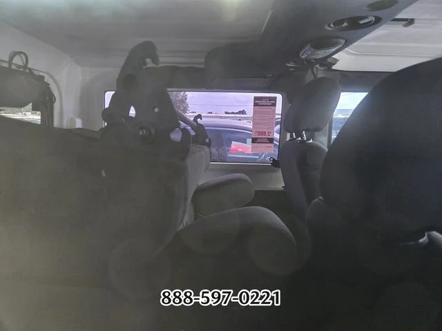 Used 2018 Gray Jeep Sport image 9