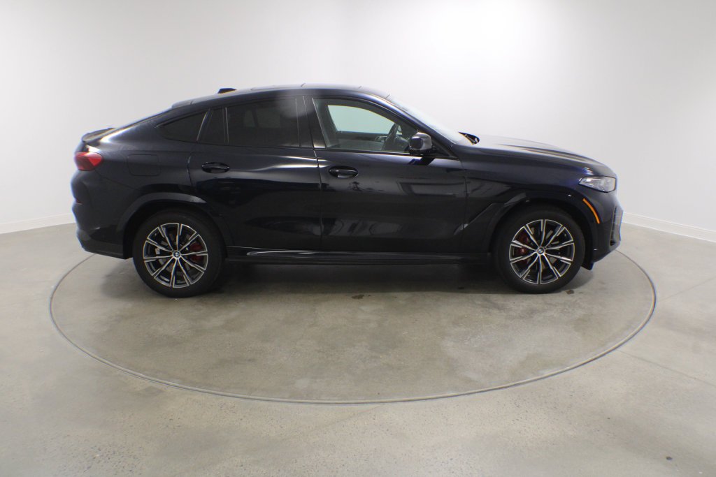 Used 2024 Carbon Black Metallic BMW xDrive40i image 7