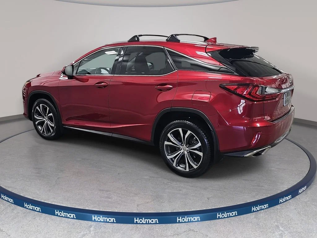 Used 2016 Red Lexus 350 image 9
