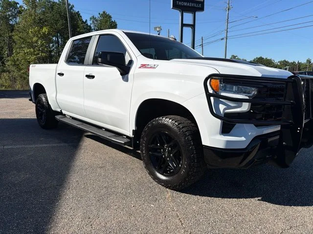 Used 2024 Summit White Chevrolet LT Trail Boss image 6