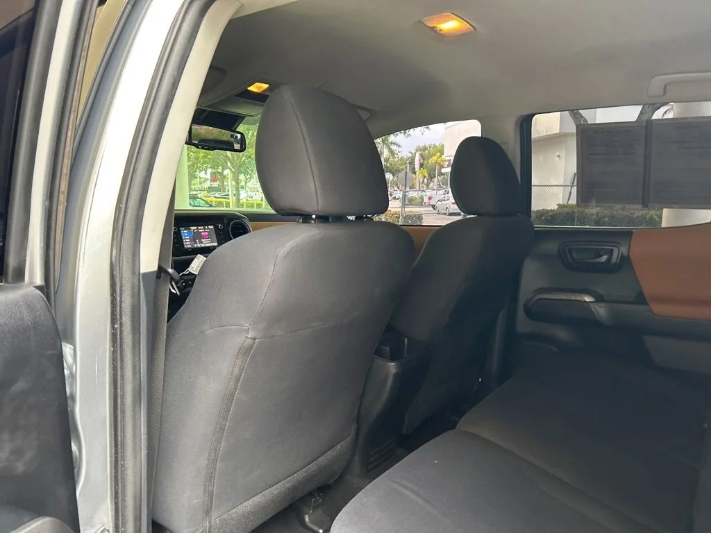 Used 2019 Silver Toyota SR5 image 29