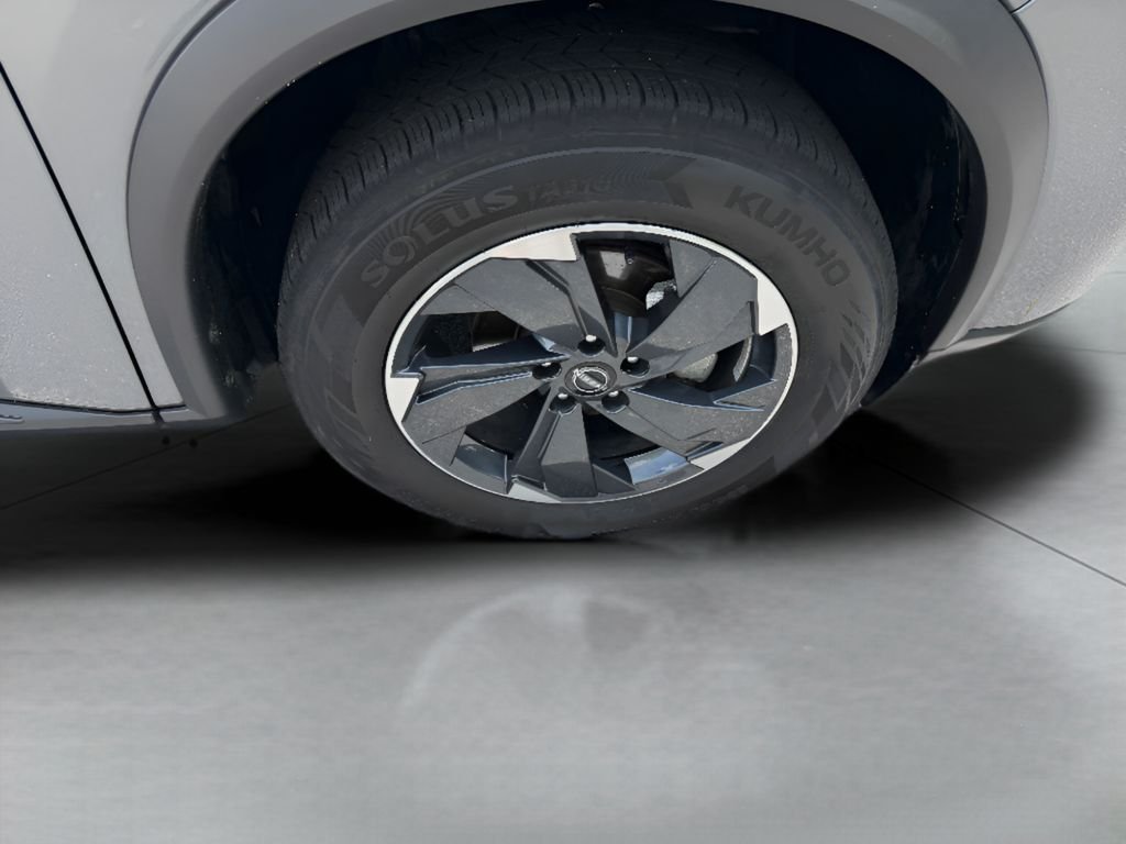 2024 Nissan Rogue SV - Photo 38