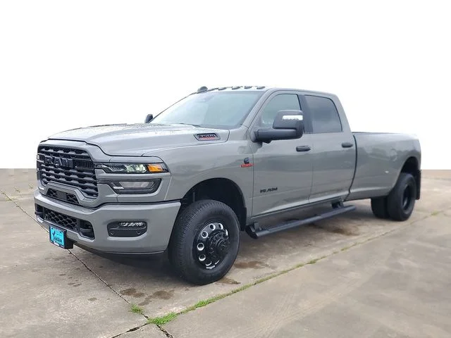 New 2026 Ceramic Gray Clear-Coat Exterior Paint RAM Big Horn image 2