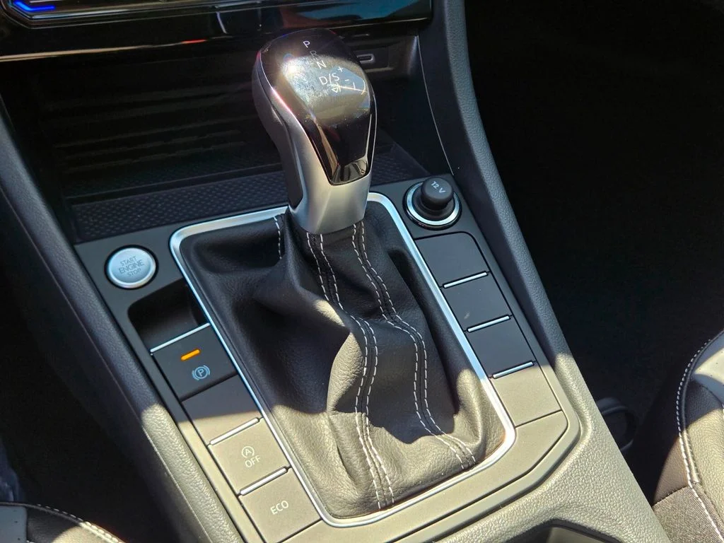 New 2026 Silver Volkswagen 1.5T SE image 15