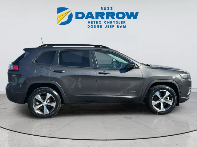 Used 2022 Gray Jeep Limited image 6