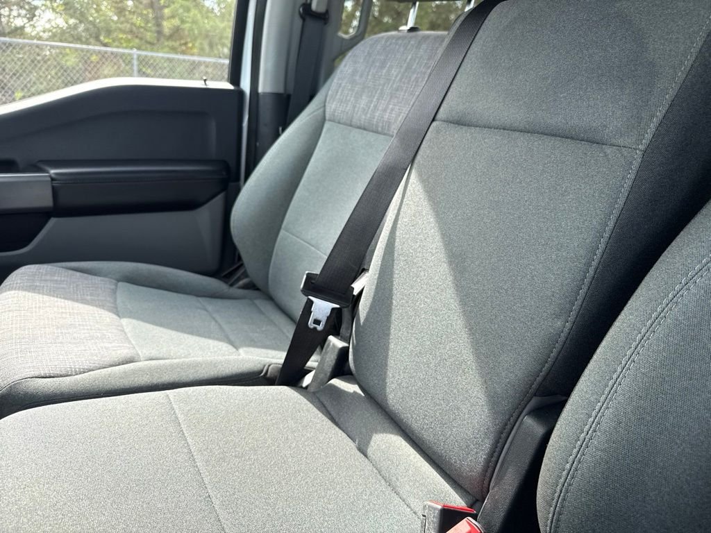 Used 2024 Oxford White Ford XLT image 26