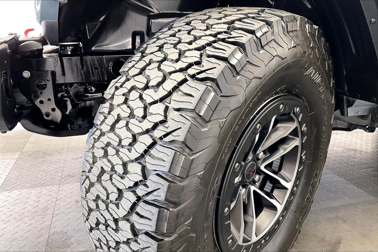 Used 2026 Anvil Clearcoat Jeep Rubicon X image 32