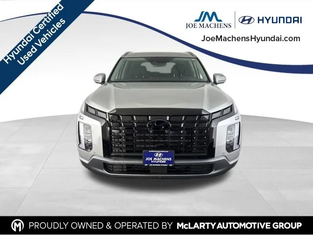 Used 2025 Silver Hyundai SEL Premium image 4