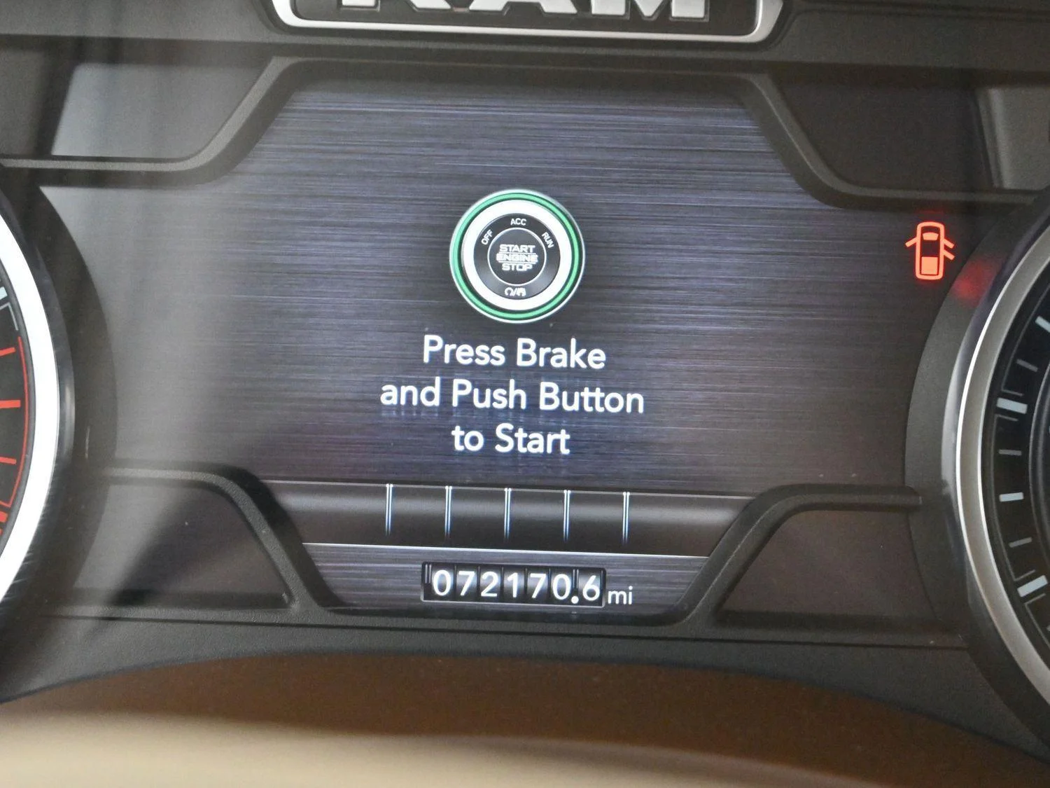 Used 2022 Granite Crystal Metallic Clearcoat Ram Laramie image 20