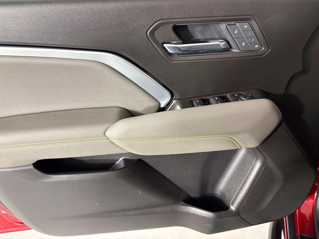 Used 2025 Red Chevrolet ZR2 image 18