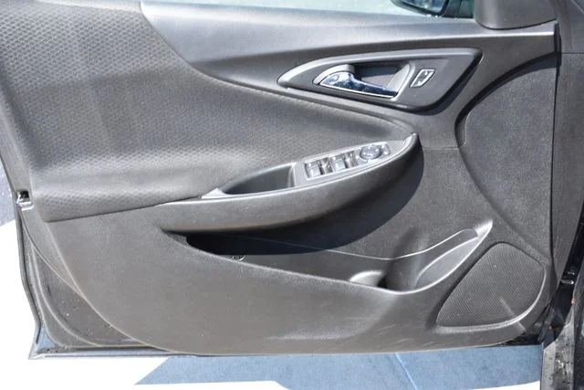 Used 2024 Black Chevrolet LT image 9