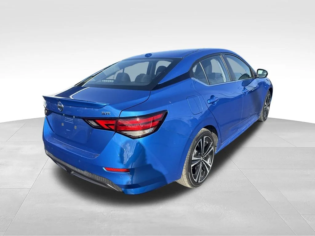 Used 2021 Blue Nissan SR image 3