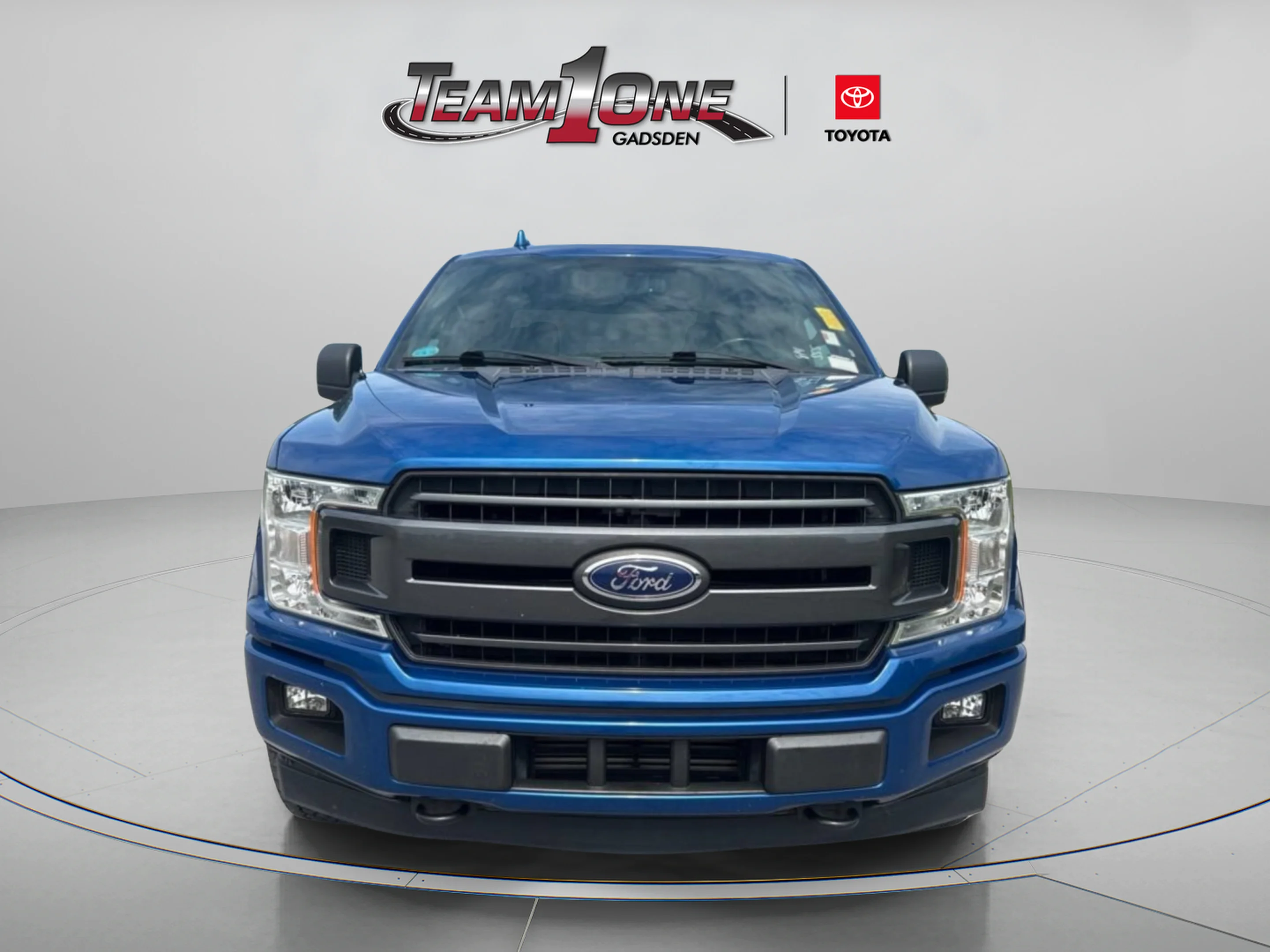 Used 2018 Lightning Blue Ford XLT image 2