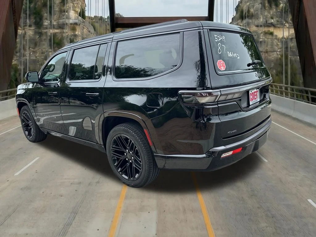 New 2026 High Gloss Black Exterior Paint Jeep Limited Reserve image 7