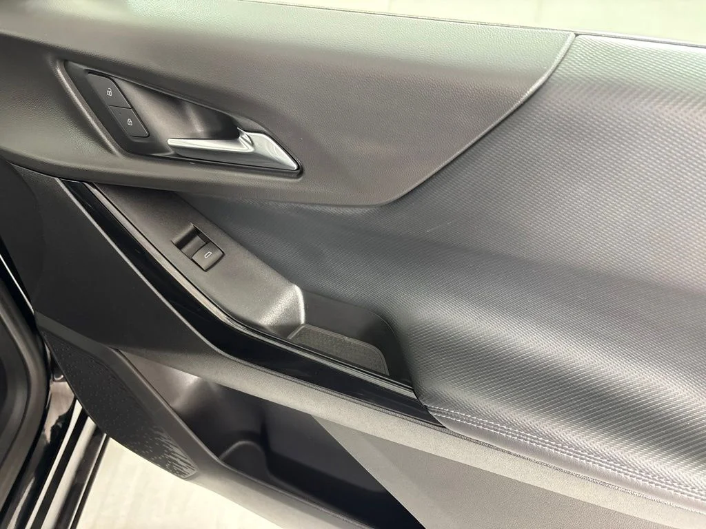 Used 2025 Black Chevrolet LT image 14