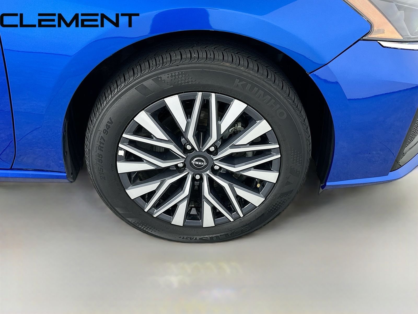 2025 Nissan Altima SV - Photo 35