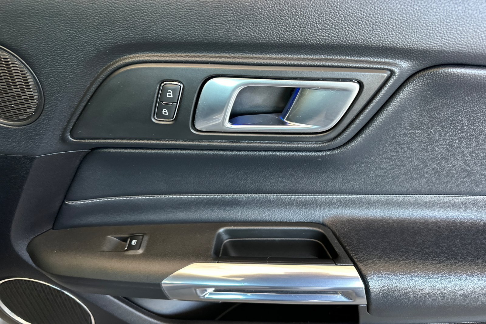 Used 2020 Silver Ford GT Premium image 17