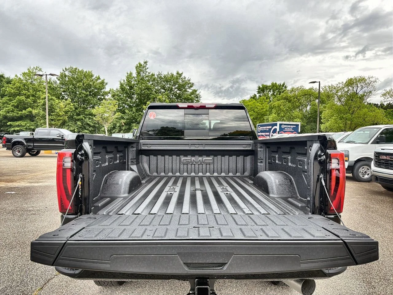 New 2026 Onyx Black GMC Denali Ultimate image 21