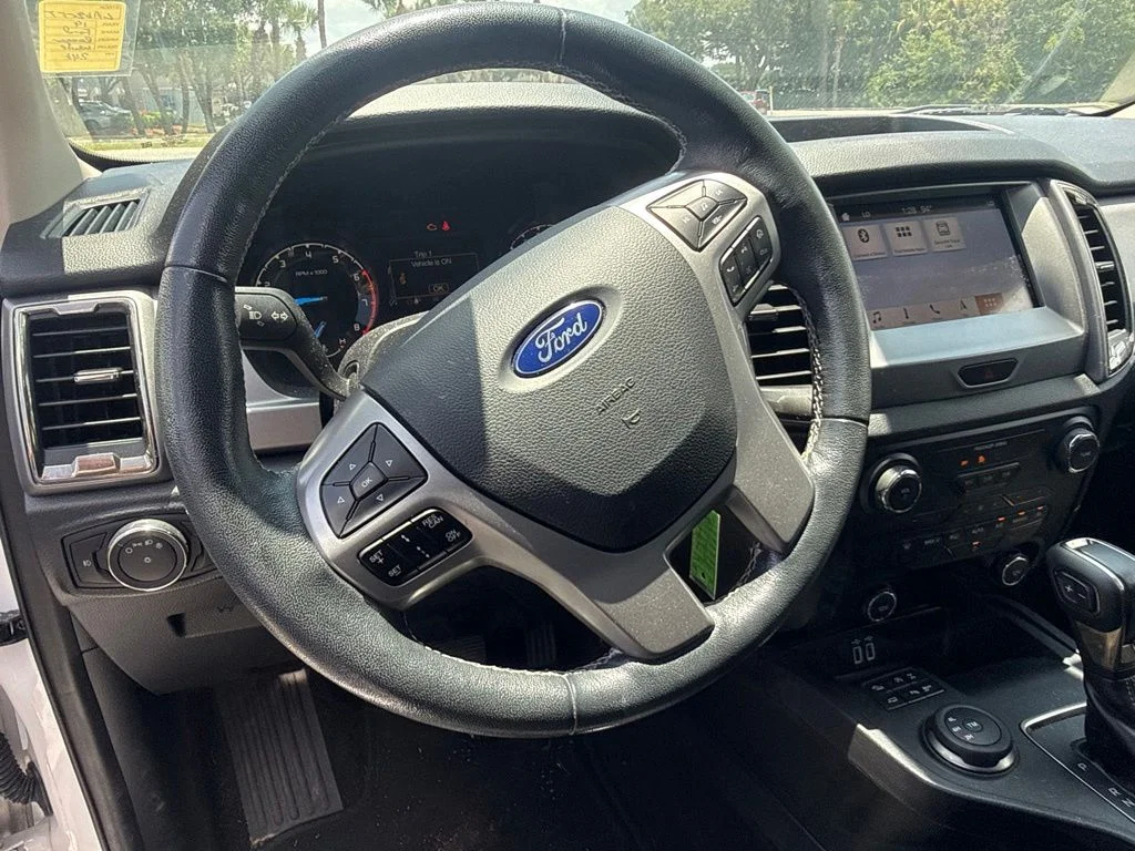 Used 2019 White Ford XLT image 9
