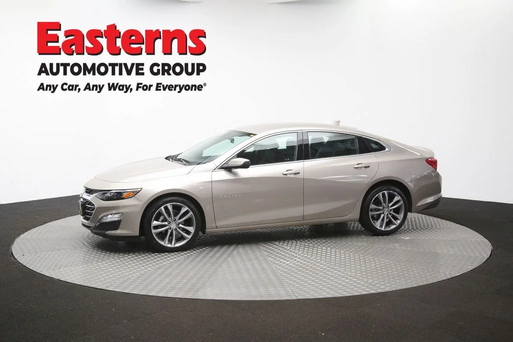 Used 2025 Gray Chevrolet LT image 58